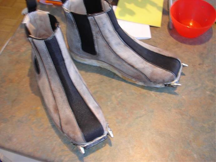 nouvelles bottes Caboots avec spikes en aluminium.jpg