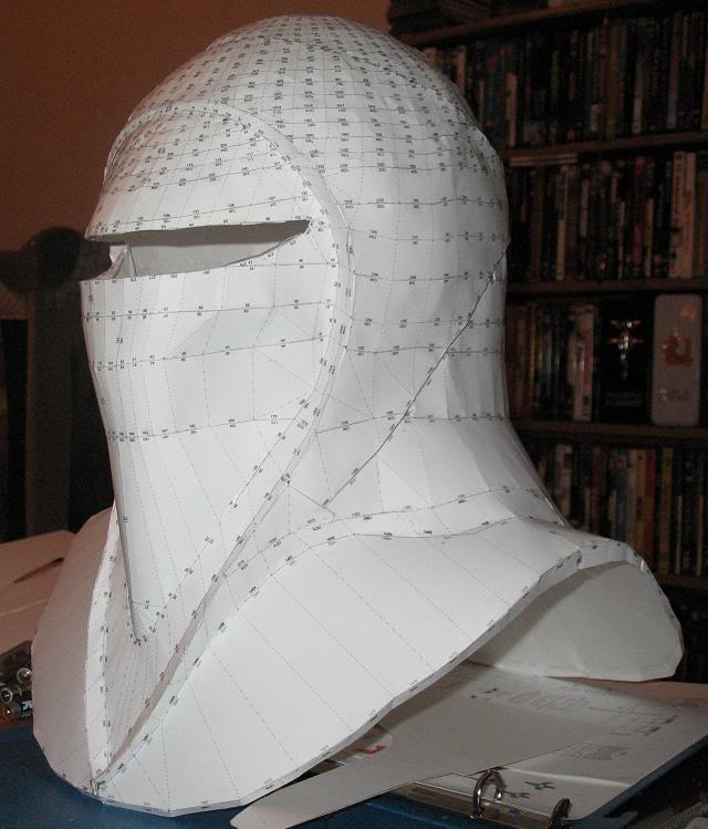 RoyalGuardHelmet018sm.jpg