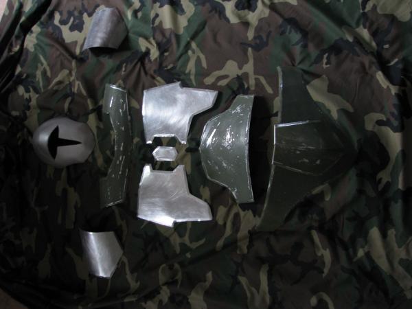 Mando Armor with the beginnings of a Neo- Crusader Hood